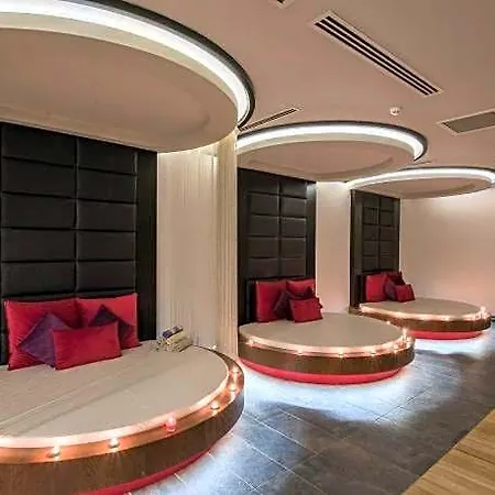 Elite Luxury & Hotel 5*
