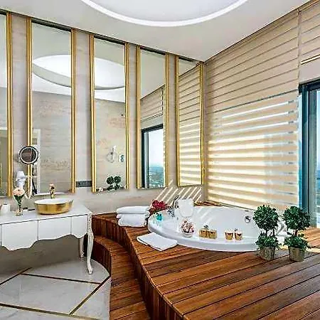 Elite Luxury & 5* Odaonu
