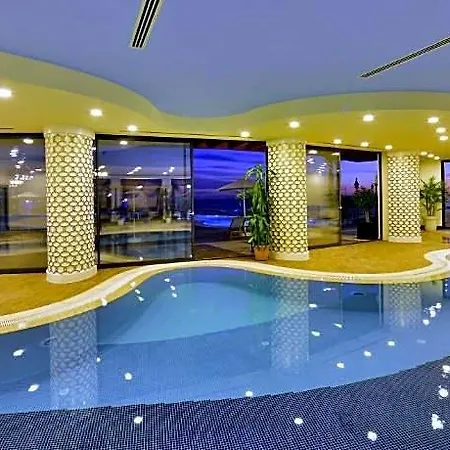 Elite Luxury &