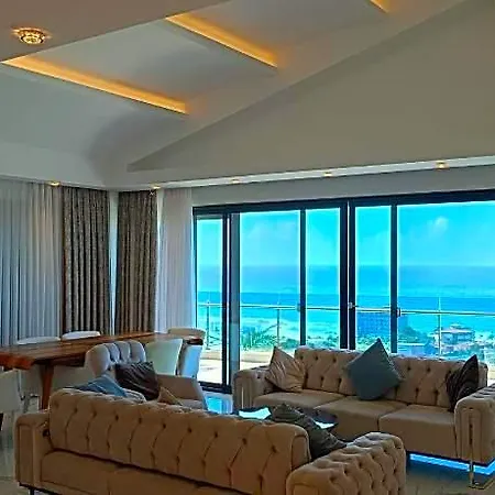 Elite Luxury & Szálloda 5*